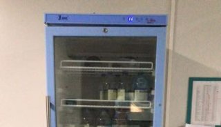 大学尿液样品换气冰箱（冷柜）